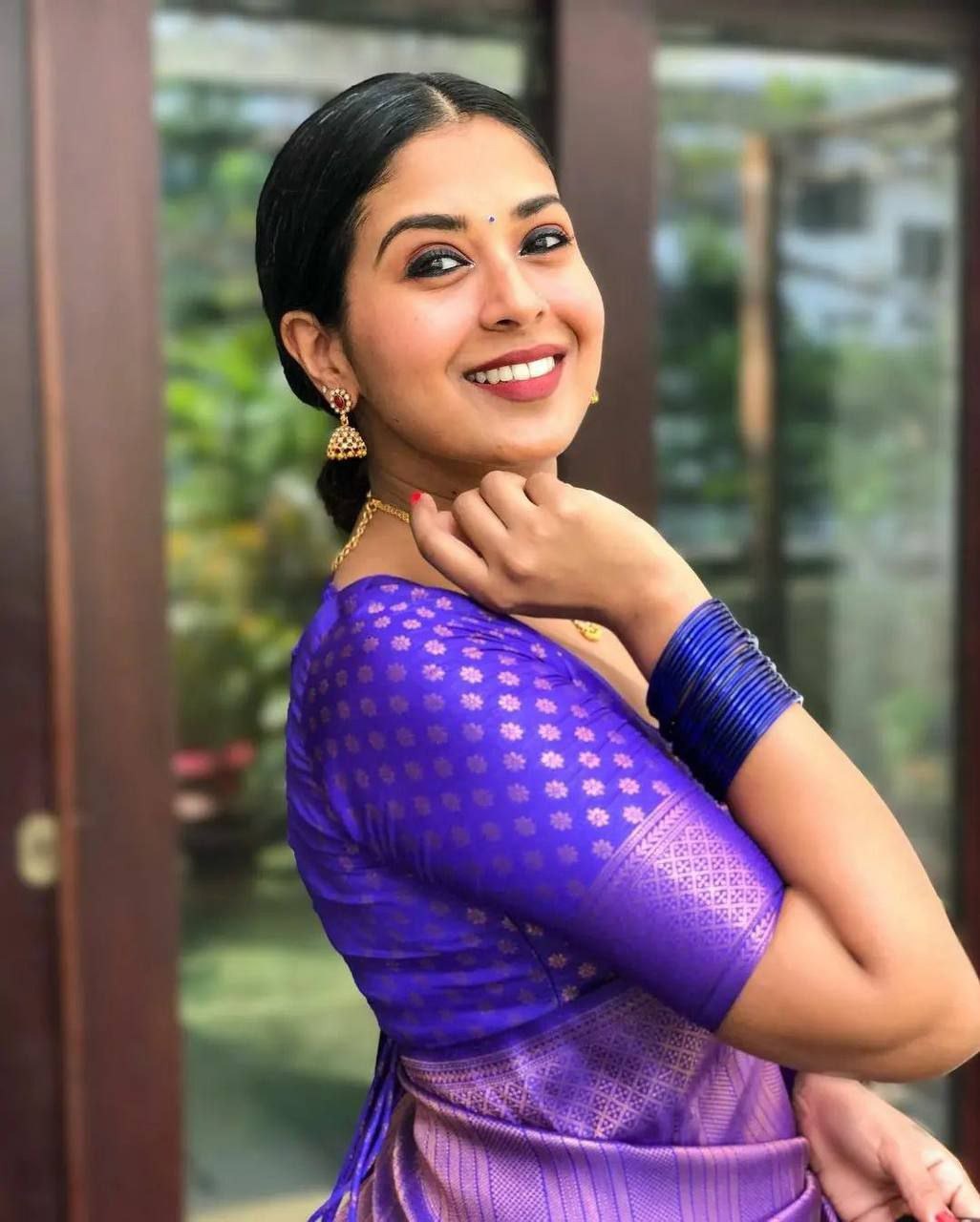 Beautiful Soft Lichi Silk With Jacquard Work Sarees