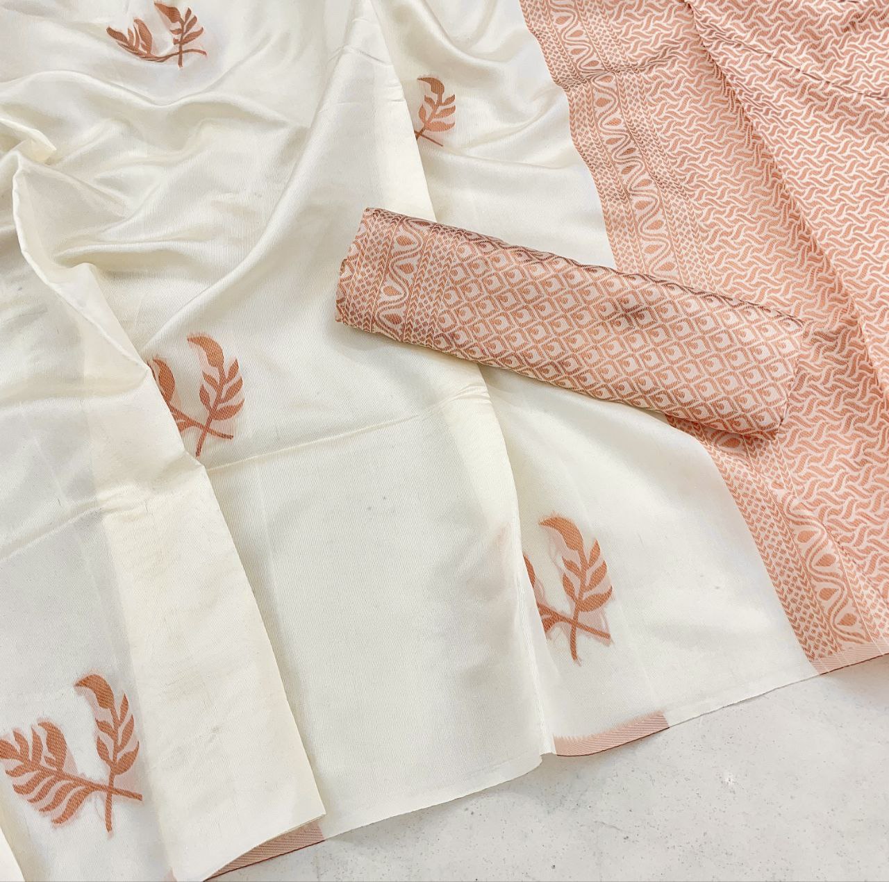 Beautiful Soft Banarasi Lichi Silk Jacquard Work Sarees