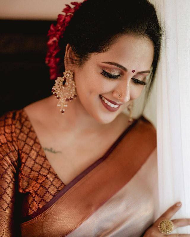 Exclusive Soft Lichi Silk With Jacquard Work Sarees