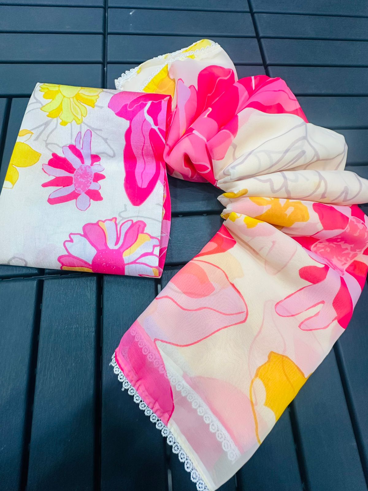 Exclusive Soft Georgette With Fancy Lace Sarees